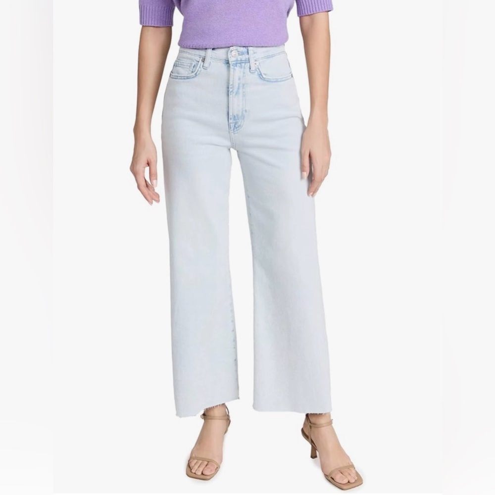 7 for All Mankind Size 27 Luxe Vintage  Ultra High-Rise Cropped Jeans Light Wash